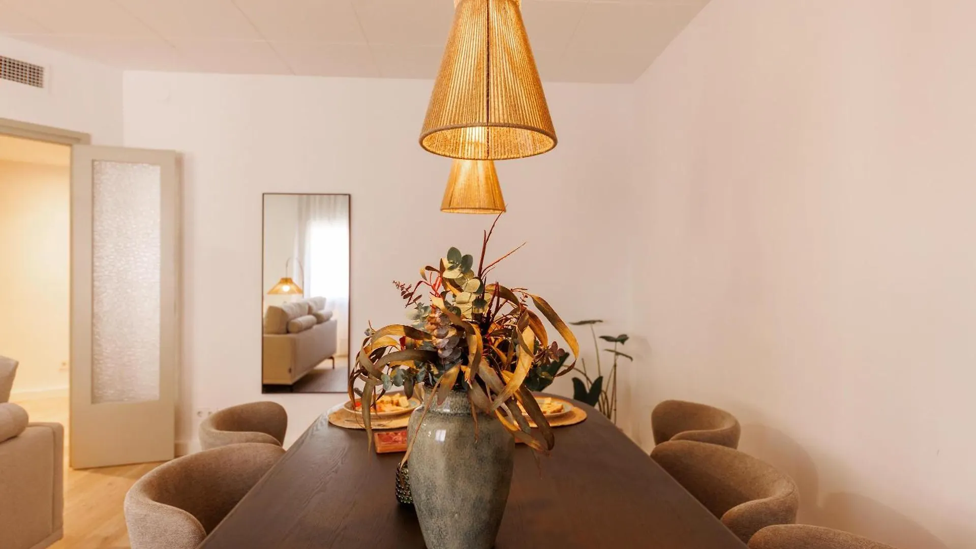 Bravissimo Maragall, Very Spacious And Central Girona Spain
