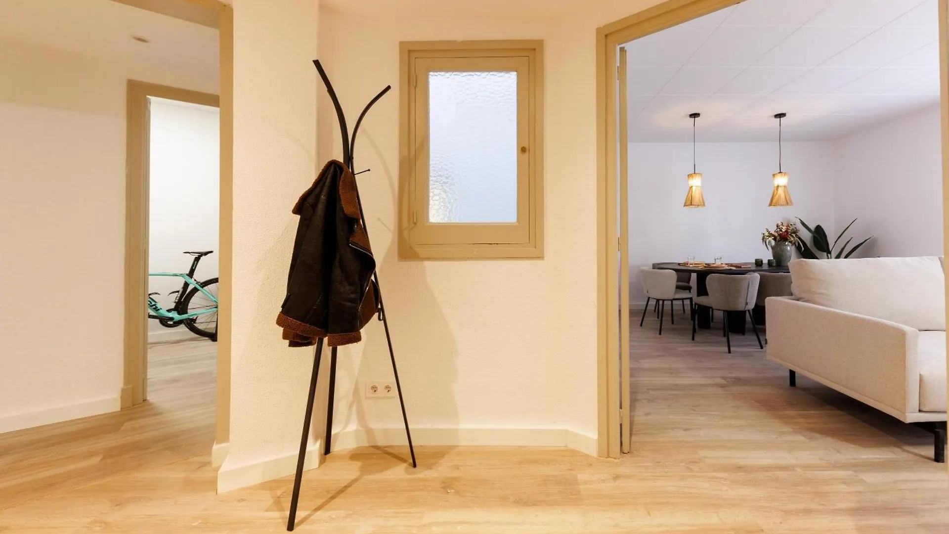 Apartment Bravissimo Maragall, Very Spacious And Central Girona Spain