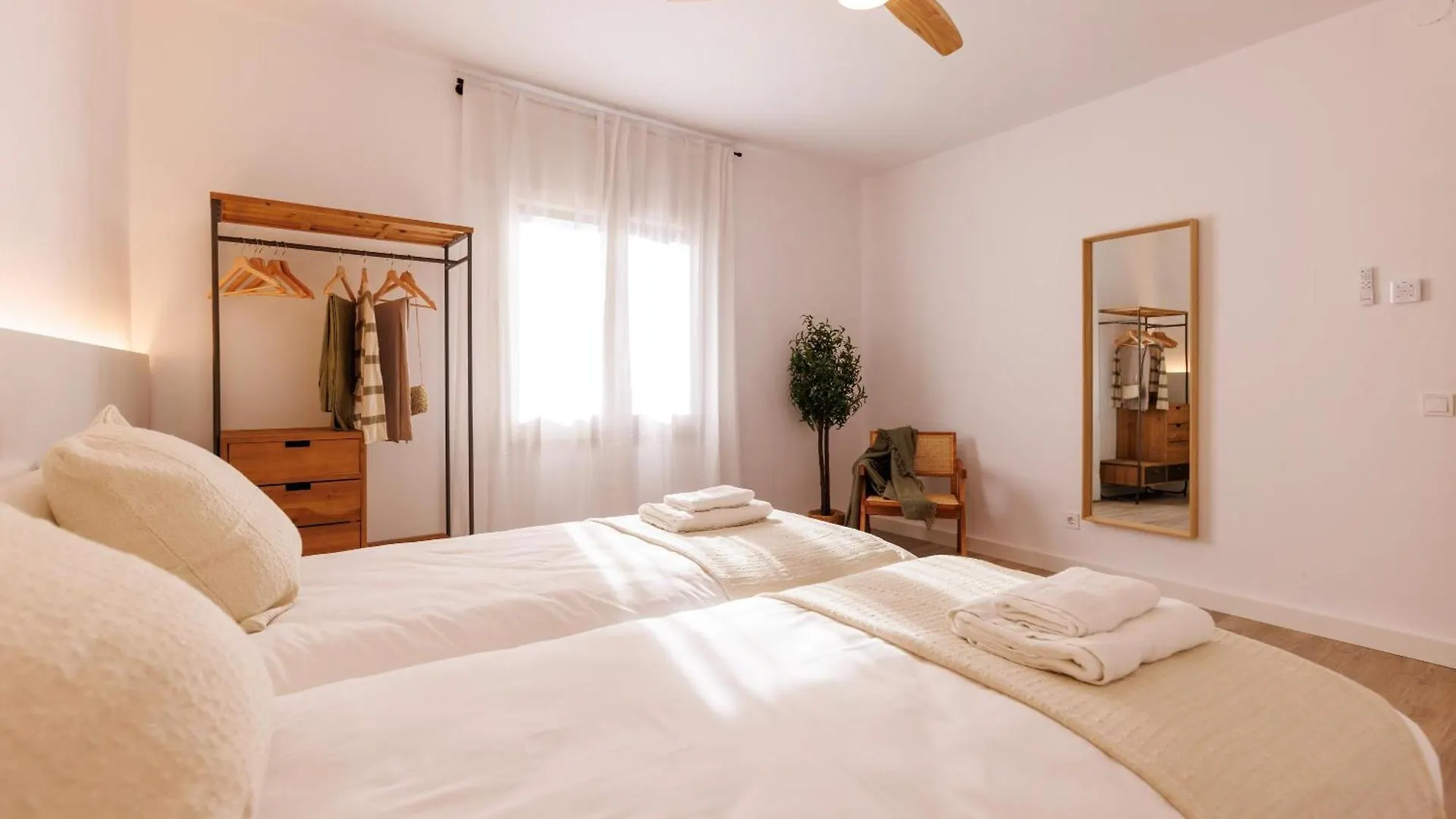 Bravissimo Maragall, Very Spacious And Central Girona