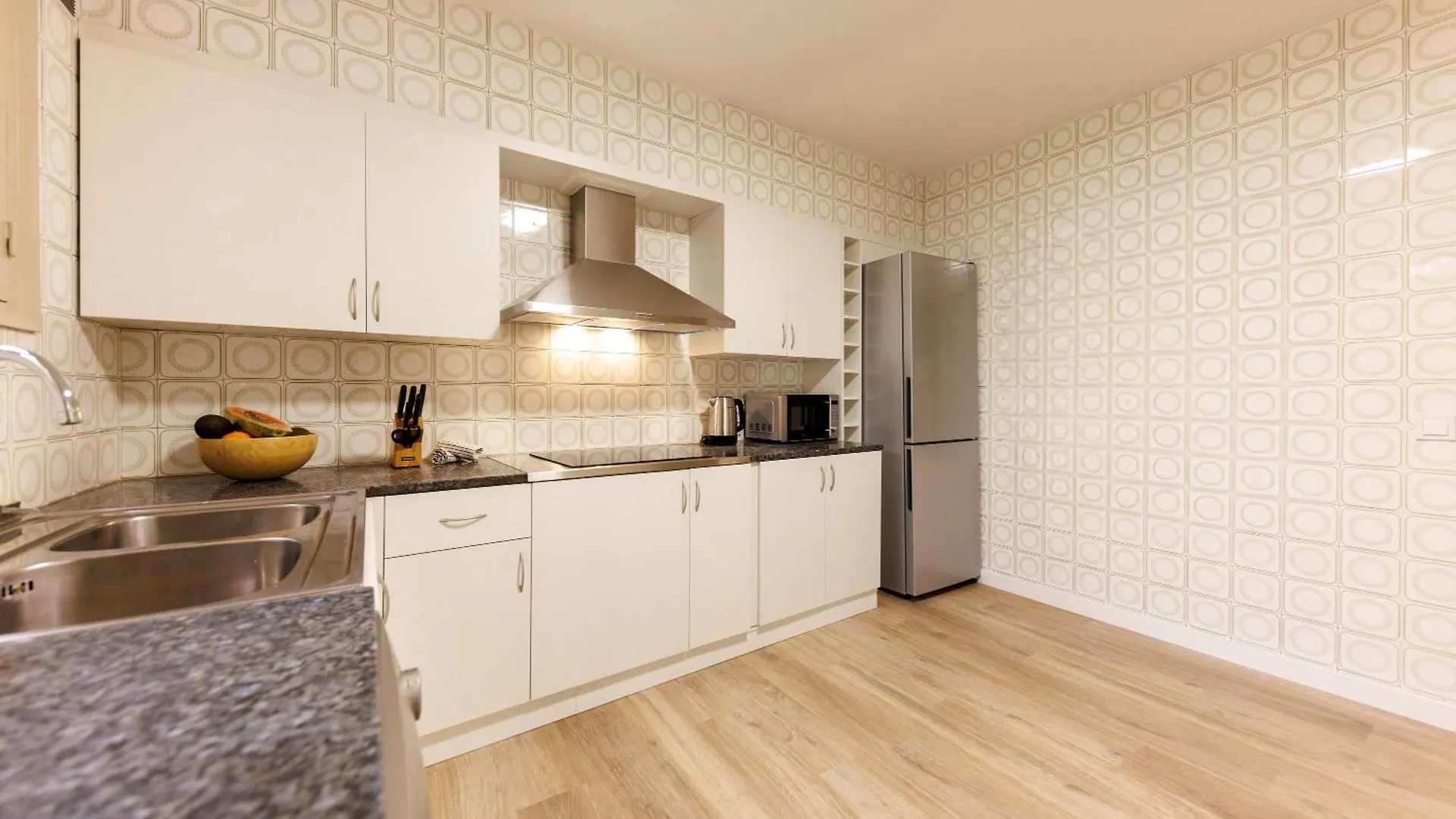 Bravissimo Maragall, Very Spacious And Central Girona