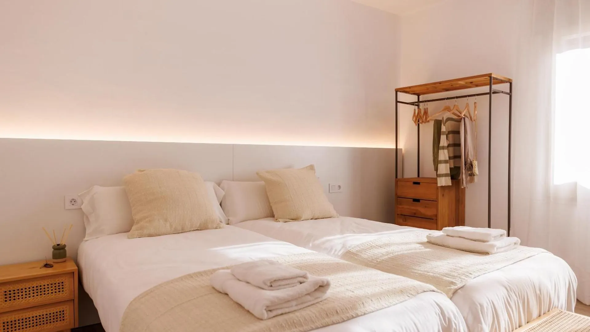 Bravissimo Maragall, Very Spacious And Central Girona 0*,