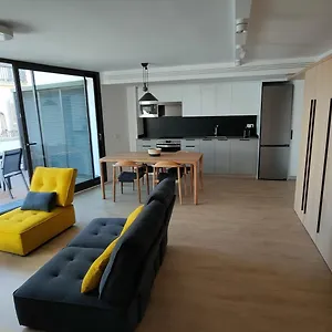 Rutlla 10 Apartamento